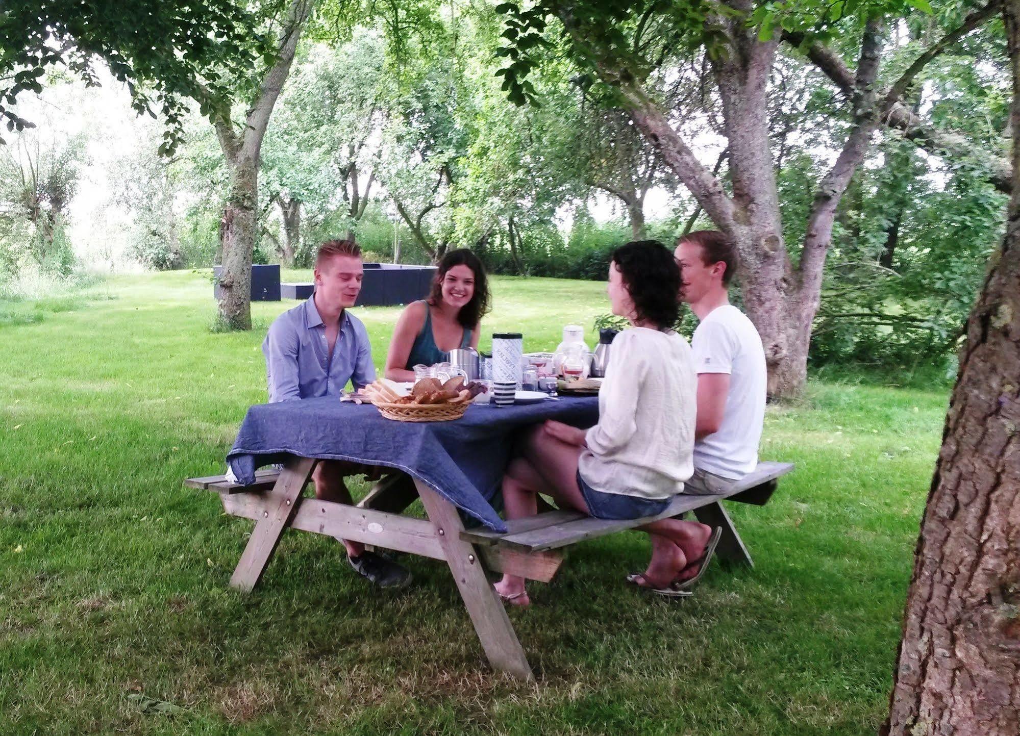 Groningen Buiten B&B Zuidhorn 外观 照片
